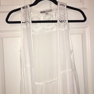 White Comono